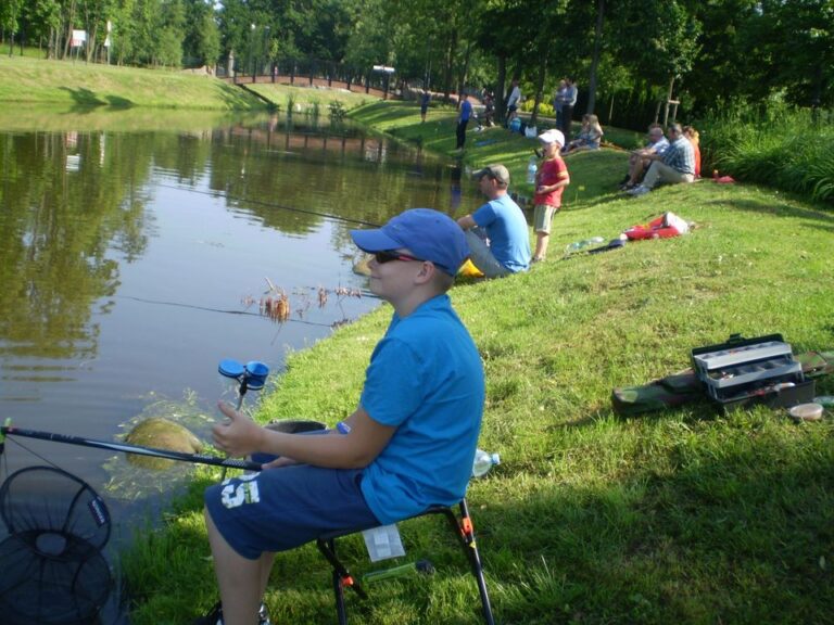 Zawody wędkarskie spławikowe dla dzieci